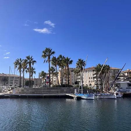 Cosy à Port Fréjus: Climatisé, Proche Plage, Commerces Et Garage - 4 Couchages - Fr-1-226a-176 * Fréjus