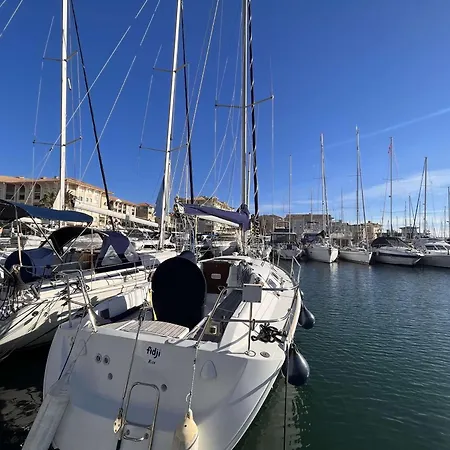 Appartement Cosy à Port Fréjus: Climatisé, Proche Plage, Commerces Et Garage - 4 Couchages - Fr-1-226a-176