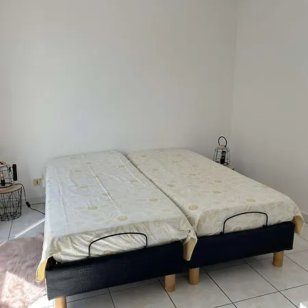 Appartement Cosy à Port Fréjus: Climatisé, Proche Plage, Commerces Et Garage - 4 Couchages - Fr-1-226a-176 *