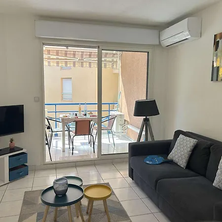 Appartement Cosy à Port Fréjus: Climatisé, Proche Plage, Commerces Et Garage - 4 Couchages - Fr-1-226a-176
